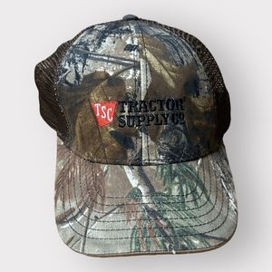 Tractor Supply Company Camo Black Red Embroidered Mesh Adjustable Strapback Hat